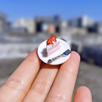 1/6 BJD Lutke Hiša Kuhinjski Pribor DIY Miniature Postavke Petit Štiri Simulacije Mini Jagodna Torta Sladica Lutke Igrače
