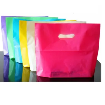 50pcs 6 Barva Modra Roza Plastično vrečko darilo z ročajem Ročaj plastično nakupovalno vrečko,poročno zabavo, darilo nakupovalna torba z ročajem